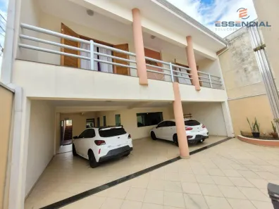 Casa com 3 Quartos à venda, 272m² no Vila Cidade Jardim, Botucatu