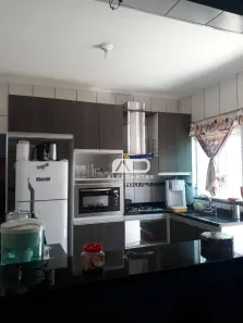 Casa com 2 Quartos à venda, 56m² no Vila Helena, Suzano