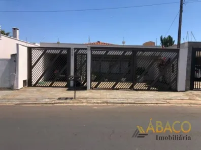 Casa com 3 Quartos para alugar, 150m² no Centro, São Carlos