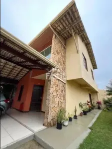 Casa com 2 Quartos à venda, 165m² no Praia da Baleia, Serra