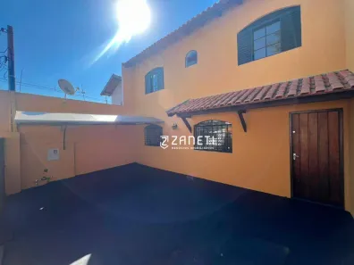 Sobrado com 3 Quartos para alugar, 75m² no São Vicente, Londrina