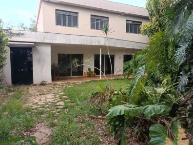 Sobrado com 4 Quartos à venda, 540m² no Setor Sul, Goiânia