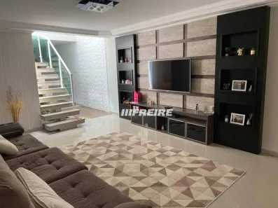 Sobrado com 4 Quartos à venda, 190m² no Vila Guiomar, Santo André