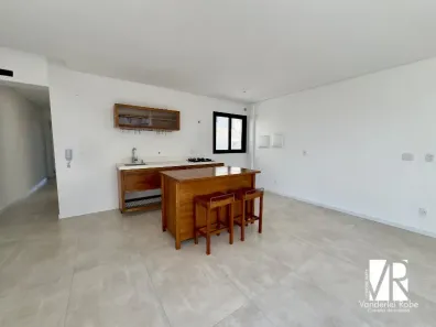 Apartamento com 2 Quartos para alugar, 72m² no Centro, Balneário Camboriú