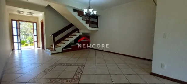 Casa de Condomínio com 4 Quartos à venda, 222m² no Chácaras Silvania, Valinhos