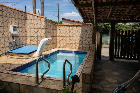Casa com 2 Quartos à venda, 160m² no Barranco Alto, Caraguatatuba