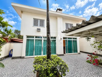 Casa de Condomínio com 4 Quartos à venda, 360m² no Vila Pirajussara, São Paulo