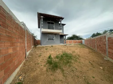 Casa com 2 Quartos à venda, 96m² no Retiro (Bacaxá), Saquarema