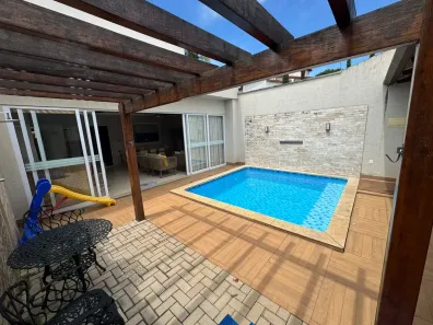 Sobrado com 4 Quartos à venda, 218m² no Setor Jaó, Goiânia