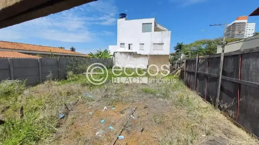 Lote/Terreno à venda, 180m² no Tabajaras, Uberlândia