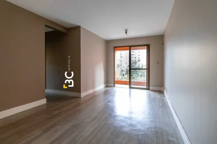Apartamento com 3 Quartos para alugar, 73m² no Chácara das Pedras, Porto Alegre