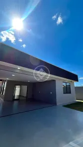 Sobrado com 3 Quartos à venda, 250m² no Setor Garavelo, Goiânia