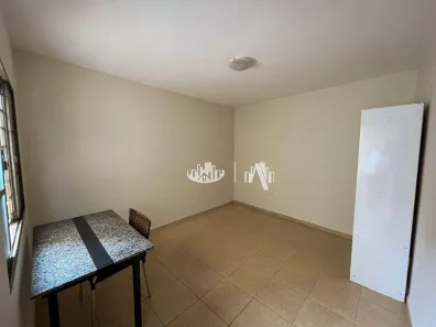 Sala Comercial para alugar, 8m² no Campo Belo, Londrina