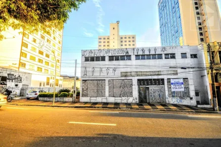 Prédio Comercial para alugar, 835m² no Centro, Campinas