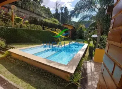 Casa com 5 Quartos à venda, 600m² no Nogueira, Petrópolis