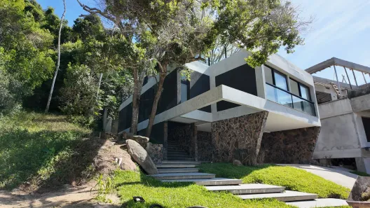 Casa de Condomínio com 3 Quartos à venda, 363m² no Canasvieiras, Florianópolis