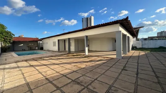Imóvel Comercial com 4 Quartos para alugar, 320m² no Fátima, Teresina