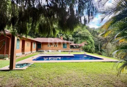 Casa de Condomínio com 4 Quartos à venda, 250m² no Araras, Petrópolis