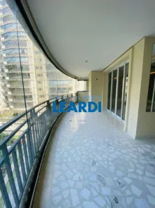 Apartamento com 3 Quartos para alugar, 201m² no Tamboré, Santana de Parnaíba