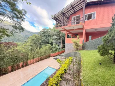 Casa de Condomínio com 4 Quartos à venda, 1865m² no Itaipava, Petrópolis