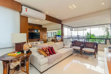 Apartamento com 3 Quartos à venda, 105m² no Petrópolis, Porto Alegre
