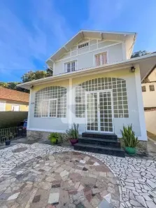 Casa com 4 Quartos à venda, 201m² no Centro, Petrópolis