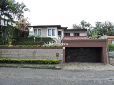 Casa com 4 Quartos à venda, 405m² no Bom Retiro, Joinville
