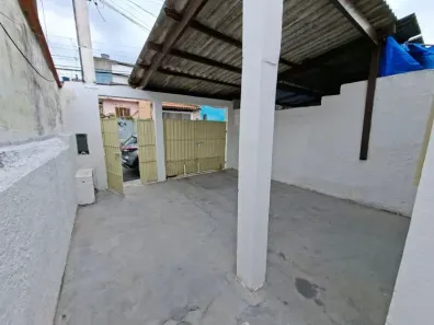 Casa com 1 Quarto para alugar, 40m² no Vila Simone, São Paulo