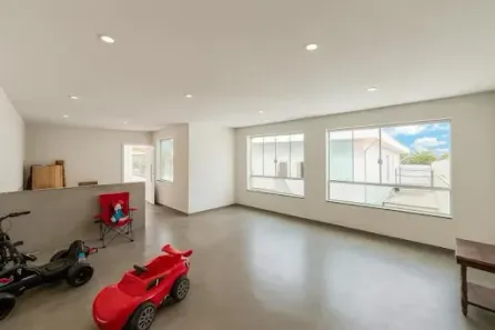 Casa com 4 Quartos para alugar, 300m² no Jardim das Bandeiras, São Paulo