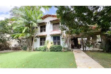 Casa com 6 Quartos à venda, 409m² no Engenheiro Luciano Cavalcante, Fortaleza
