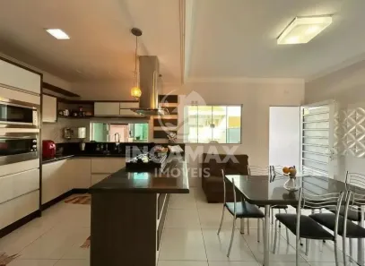 Casa com 4 Quartos à venda, 162m² no Ebenezer, Maringá
