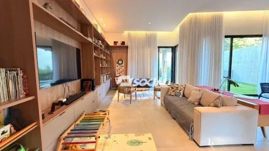 Casa de Condomínio com 3 Quartos para venda ou aluguel, 273m² no Triângulo, Porto Velho
