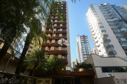 Apartamento com 3 Quartos à venda, 309m² no Centro, Florianópolis