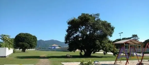 Lote/Terreno à venda, 586m² no Campeche, Florianópolis