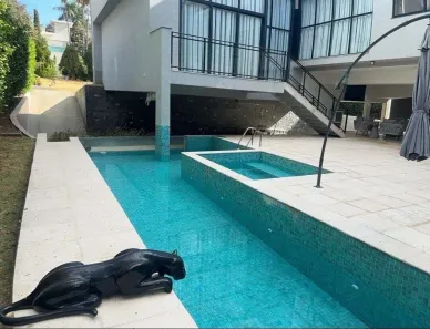 Casa de Condomínio com 5 Quartos para alugar, 780m² no Residencial Aldeia do Vale, Goiânia