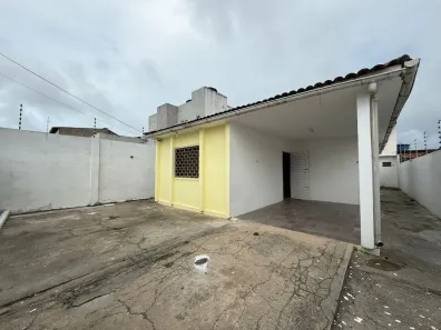 Casa com 3 Quartos à venda, 250m² no Benedito Bentes, Maceió