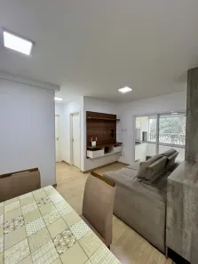 Apartamento com 2 Quartos para alugar, 60m² no Zona 02, Maringá