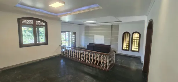 Casa com 6 Quartos à venda, 320m² no Badu, Niterói