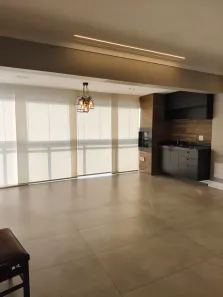 Apartamento com 3 Quartos para alugar, 132m² no Batista Campos, Belém