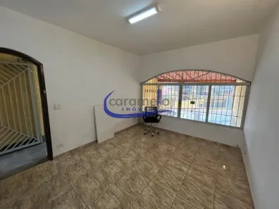 Sobrado com 3 Quartos para alugar, 165m² no Parque São Domingos, São Paulo