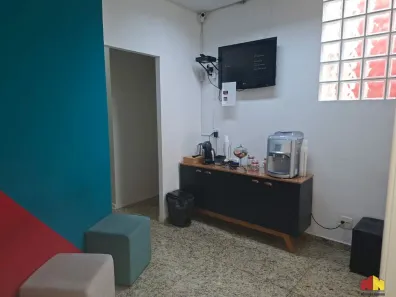 Prédio Comercial para alugar, 180m² no Vila Azevedo, São Paulo