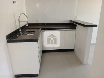 Sobrado com 2 Quartos à venda, 115m² no Jardim Canaã, Uberlândia