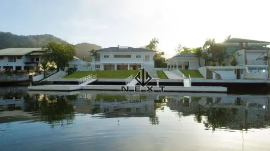 Casa de Condomínio com 4 Quartos à venda, 1000m² no Guararú, Guarujá