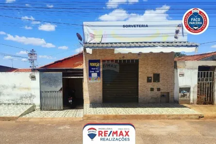 Casa com 5 Quartos à venda, 245m² no Guanabara, Patos de Minas
