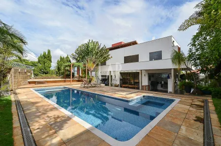Casa com 5 Quartos para alugar, 569m² no Estoril, Belo Horizonte