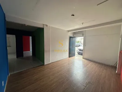 Imóvel Comercial com 5 Quartos à venda, 300m² no Forquilhinha, São José