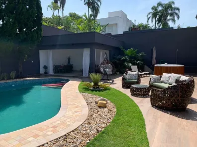 Sobrado com 4 Quartos à venda, 567m² no Vila Oliveira, Mogi das Cruzes