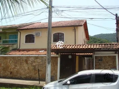 Casa com 3 Quartos à venda, 270m² no Maravista, Niterói