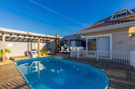 Sobrado com 4 Quartos à venda, 360m² no Vila Juliana, Piraquara
