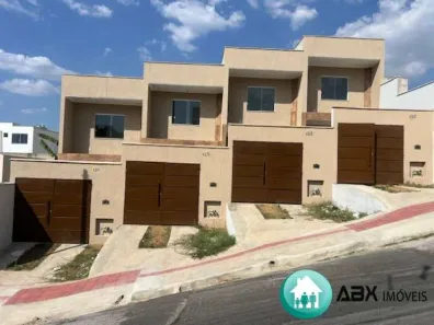 Casa com 2 Quartos à venda, 64m² no Cruzeiro do Sul, Betim